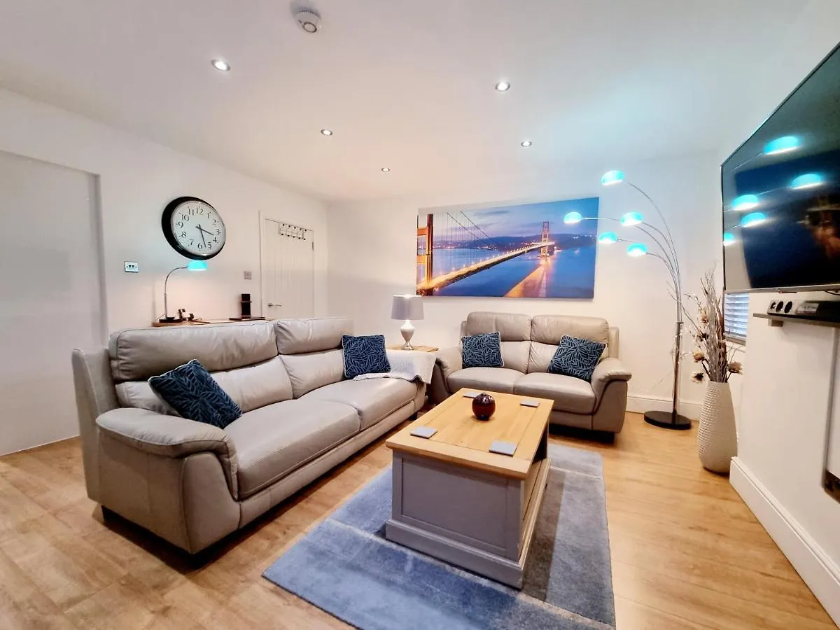 Bournemouth Luxury Apartment 0*,
